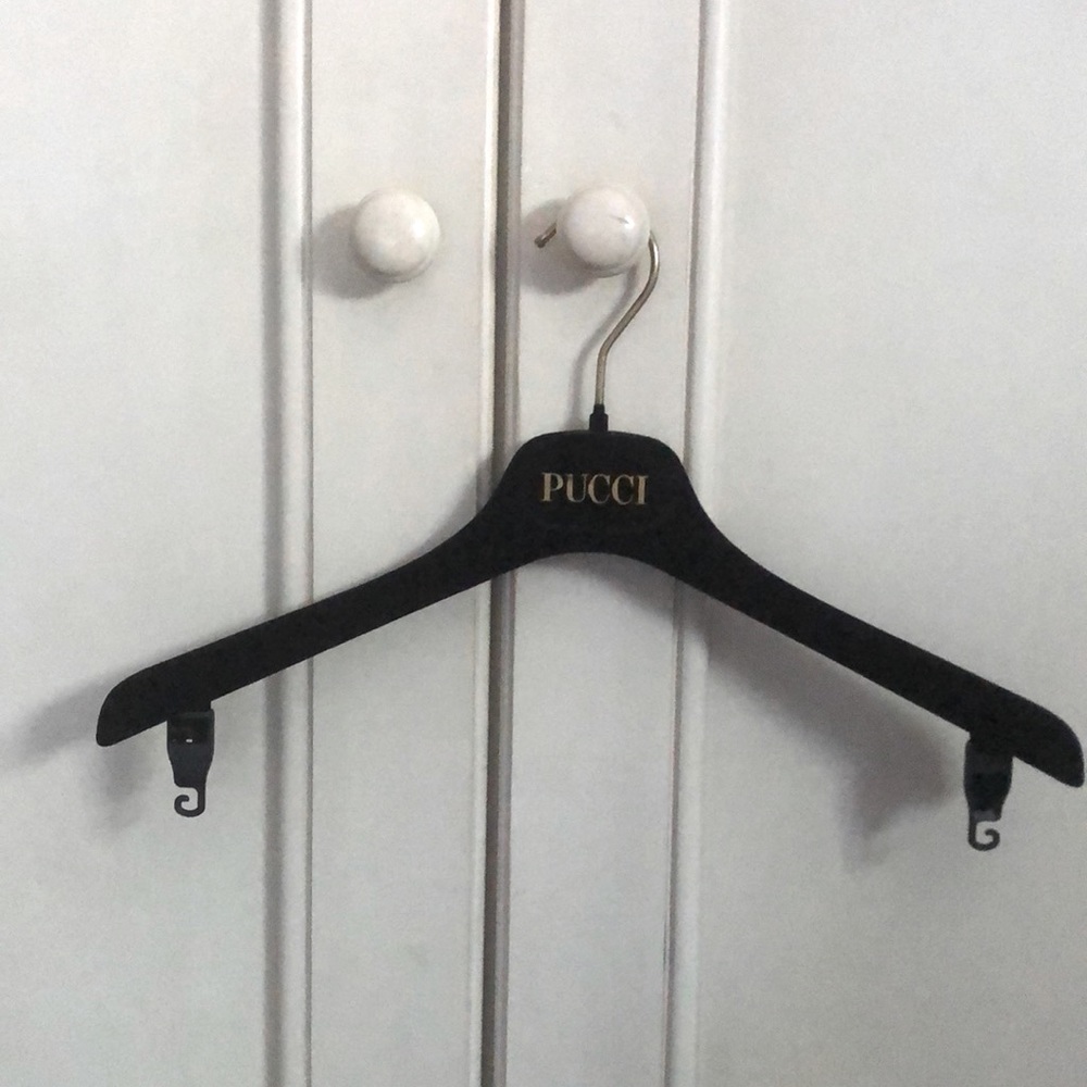 Pucci Hanger Skinny Black Velvet Plastic Non-Slip
